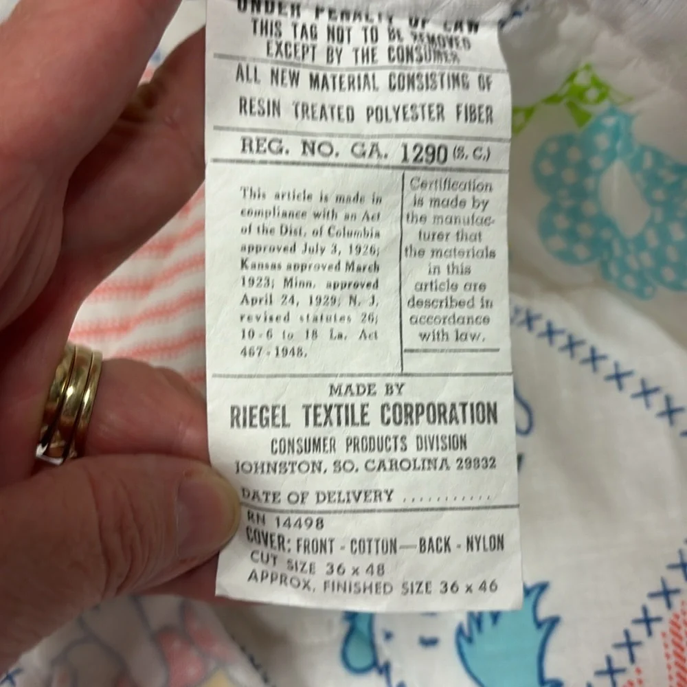 Vintage Riegel Quilted Dog Pattern baby comforter gender neutral unisex